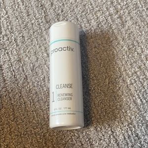 proactiv renewing cleanser